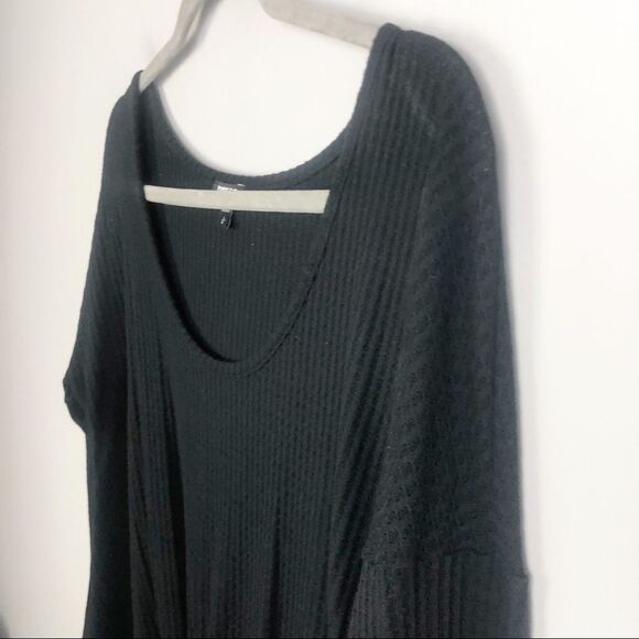 EXPRESS | Waffle Knit Black Long Sleeve Top Tie Front Scoopneck Women’s Large - Picture 2 of 9
